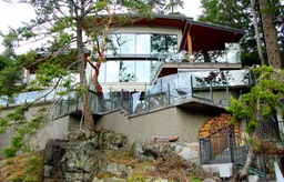 3. Secret Cove - 2 San Souci Rd